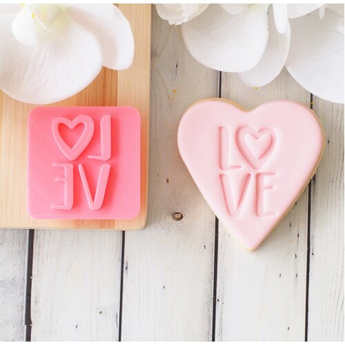 FONDANT EMBOSSER - Love (square)